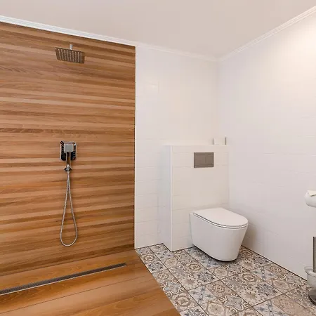 Woodland Luxury Belapatfalva
