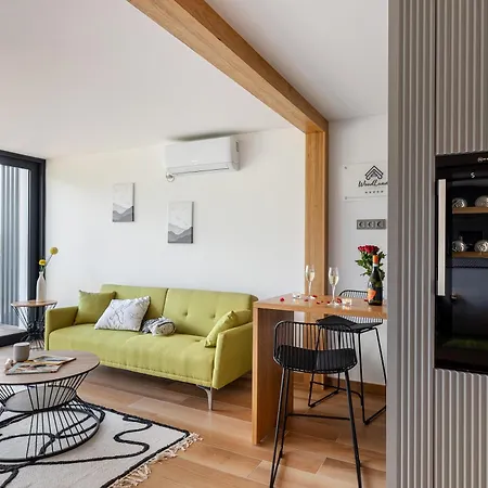 Woodland Luxury Apartment *